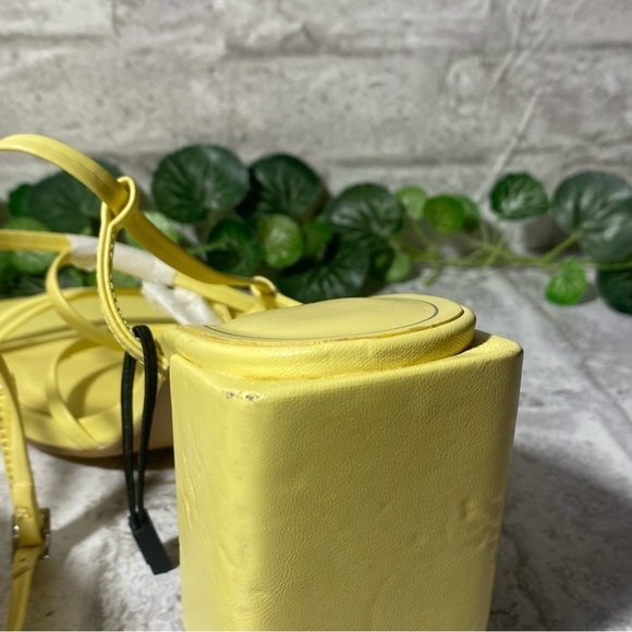 ZARA Women´s Leather Yellow Heeled square toed‎ sandals Size 40 - Picture 6 of 13